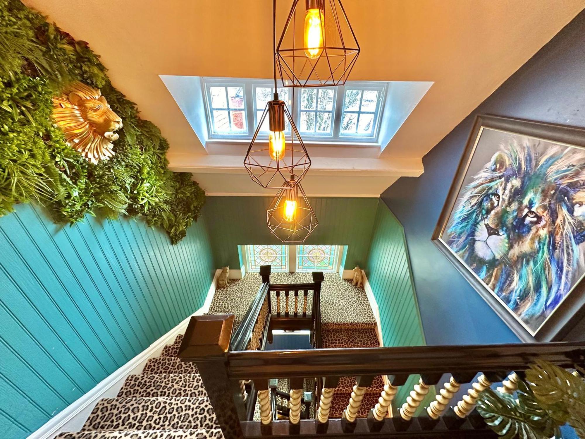 Lemur Lodge - Boutique Apartments - Short Stroll To The Beach Борнмут Экстерьер фото